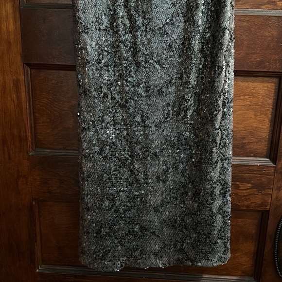 CALVIN KLEIN SIZE S SEQUINED FRONT & JERSEY BACK TANK DRESS - Picture 2 of 4